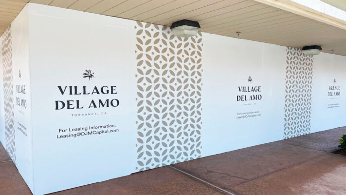 Retail barricade for Village Del Amo