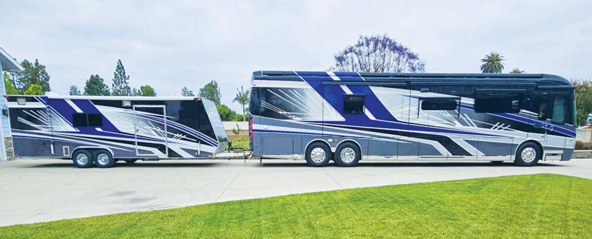 Trailer vehicle wrap